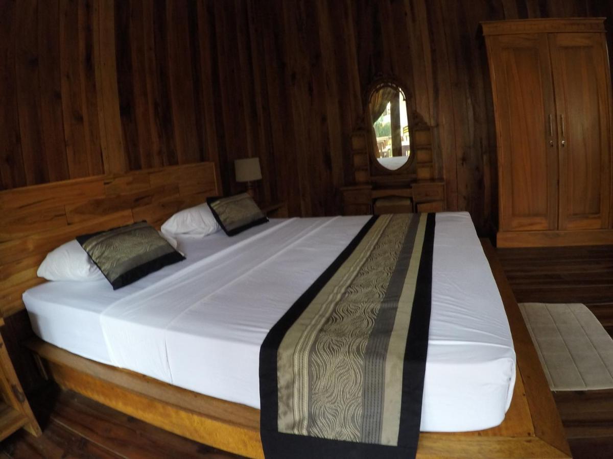 Gili Smile Bungalow 吉利特拉旺安 外观 照片