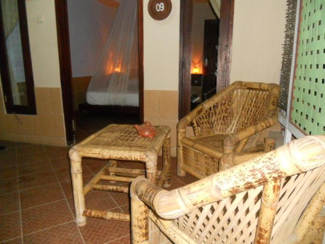Gili Smile Bungalow 吉利特拉旺安 外观 照片